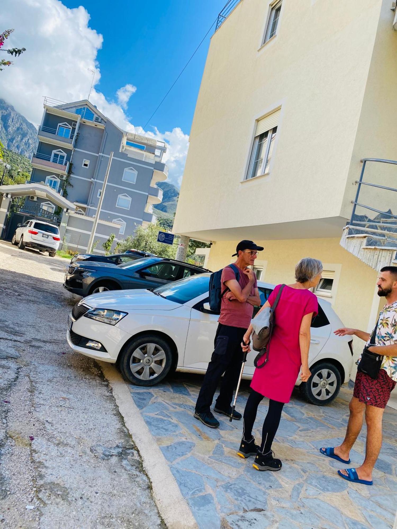Kotarja Apartments Dhërmi Exteriör bild